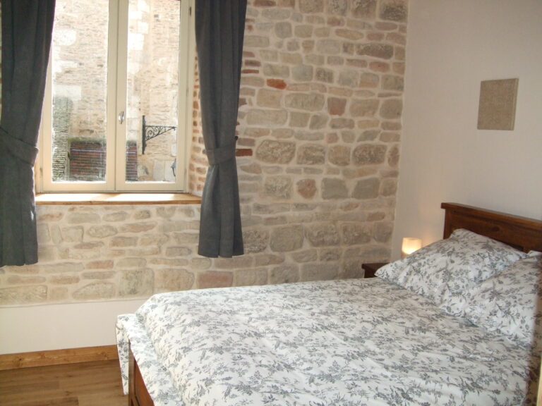 etape robinson gite chambre